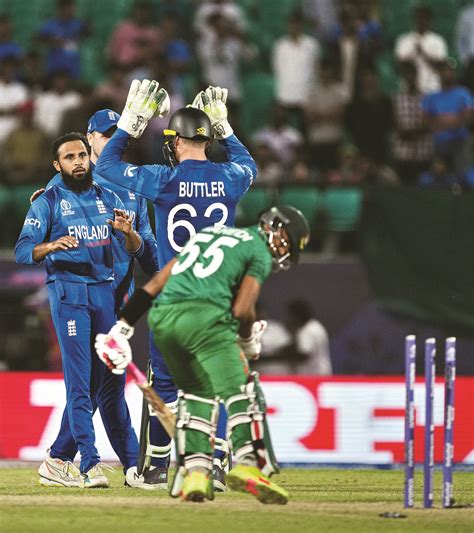 England crush Bangladesh by 137 runs to record 1st win in WC