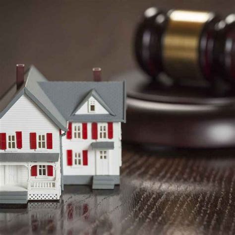 Best Law Firm in Delhi, Top 10 Lawyers and Advocates in Delhi