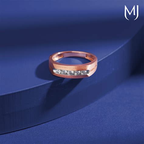 Buy Latest Gold Ring for Men Online India | Gold Ring for Men Designs ...