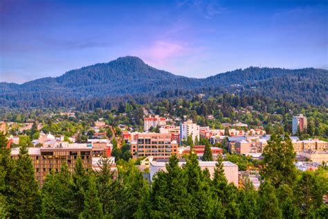 Move to Eugene Oregon: Reasons to Relocate | LOHR Real Estate