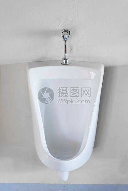 男子厕所的白色小便池室内装饰设计您的工作概念高清图片下载-正版图片307081737-摄图网