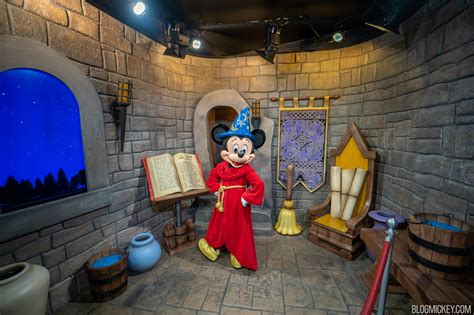 Disney Removes Genie+ Lightning Lane for Red Carpet Dreams Mickey and ...