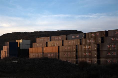 Trump to Pause Auto Tariffs for Canada and Mexico for One Month - The ...