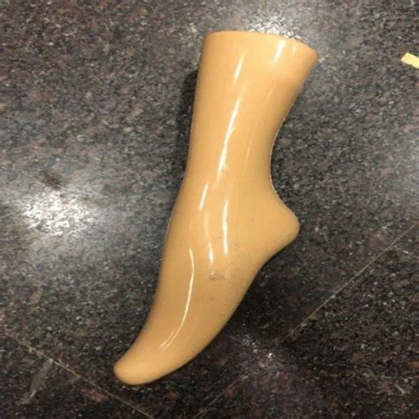 Mannequins Body Part - Mannequins Leg Part Trader - Retailer from Mumbai