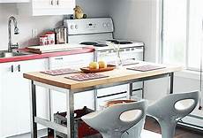 Kitchen Island Small Apartment by 20 Functional Kitchen Island Exles For A Small Kitchen Island Small Apartment