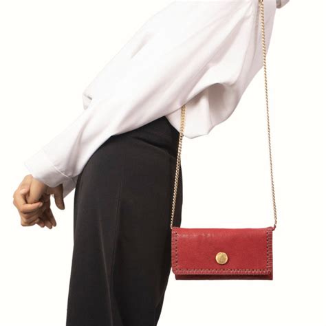 Leather Wallets for Women: Bifold & Sling Wallets - Hidesign