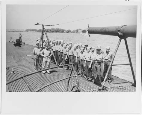 80-G-11735 Makin Island Raid, August 1942