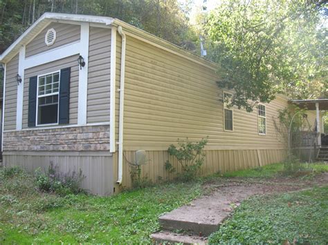 43 acres in Breathitt County, Kentucky