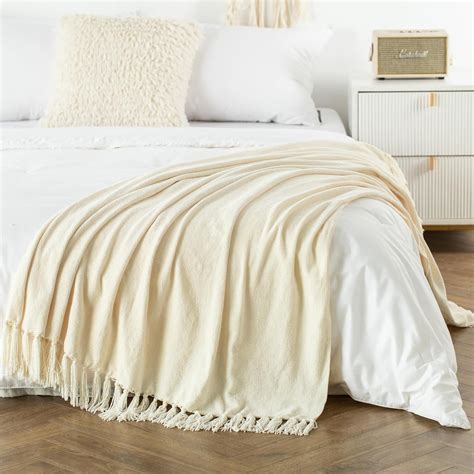 White Throws And Blankets