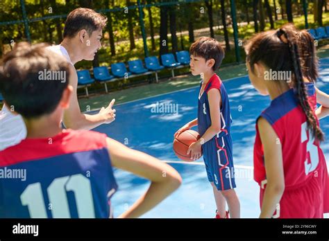 Basketball Coach 的图像结果