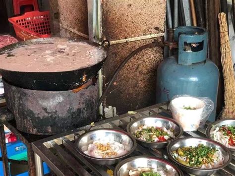 桂林最接地气的一家大排档餐馆，环境破旧简陋，却火爆了30多年_腾讯新闻