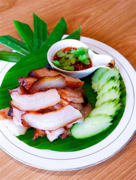 Authentic Thai Food at Mor Thai #ThaiSELECT | Phantasm