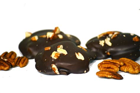 12 Pecan Caramel Clusters — Old Town Delights