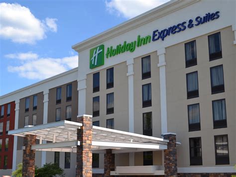 Holiday Inn Express & Suites Nashville Southeast - Antioch Hotel in ...