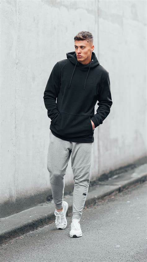 21+ Most Popular Men's Summer Outfit 2019 Look Perfect | Sporty outfits ...