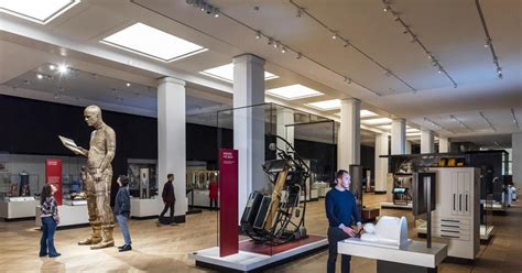 Science Museum Display 的图像结果