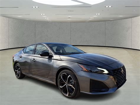 New 2024 Nissan Altima SR Car in Metairie #RN332809 | Premier Nissan of Metairie