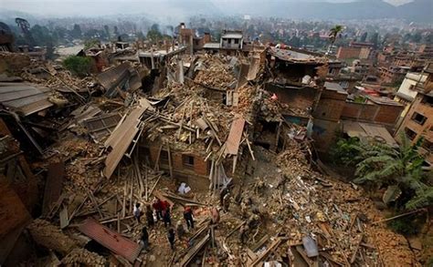 2008年，汶川大地震，是中国历史上最严重的一次地震之一,历史,中国现代史,好看视频