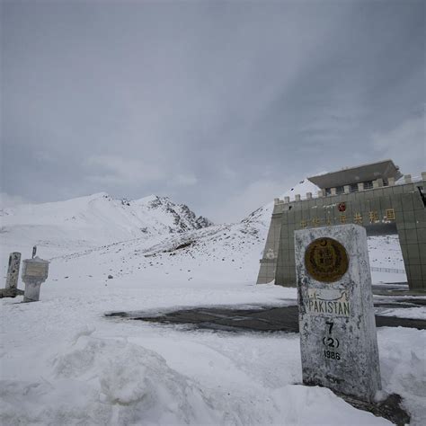 HONGQILAFU MOUNTAIN BOUNDARY MARKER - All You Need to Know BEFORE You ...