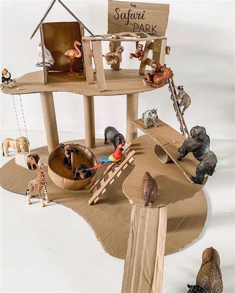 Crafts Using Cardboard Boxes 的图像结果