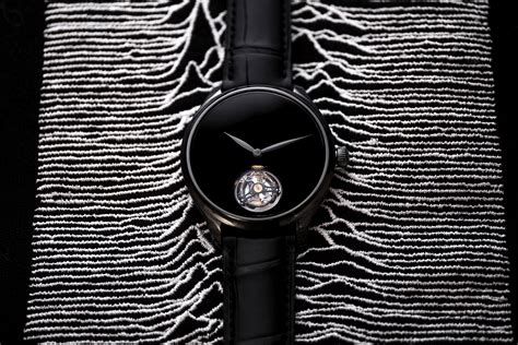 H. Moser & Cie. Introduces the Vantablack Black Hands | SJX Watches
