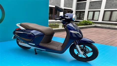 Vinfast Klara S Electric Scooter Modern Features, Engine, Design, Range ...