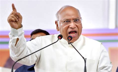 Cong chief Kharge calls people of Gujarat 'illiterate' in Kerala poll rally