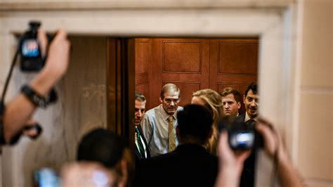 Us Party Struggle 的图像结果