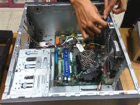 Computer Building 的图像结果