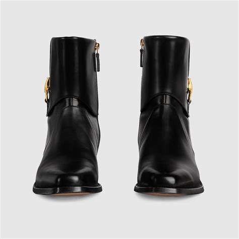 GUCCI Men's ankle boot with Horsebit detail | REVERSIBLE