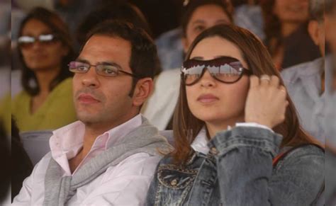 12,000 करोड़ के मालिक थे संजय कपूर, करिश्मा को एलिमनी में दी थी मोटी ...