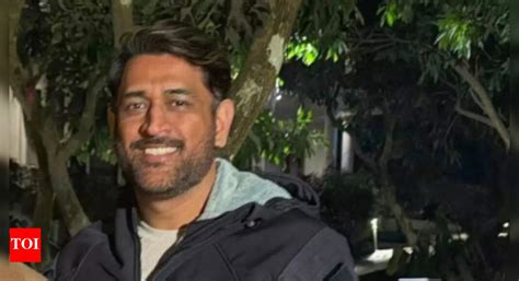 MS Dhoni wins hearts with his folk dance alongside locals | Off the ...