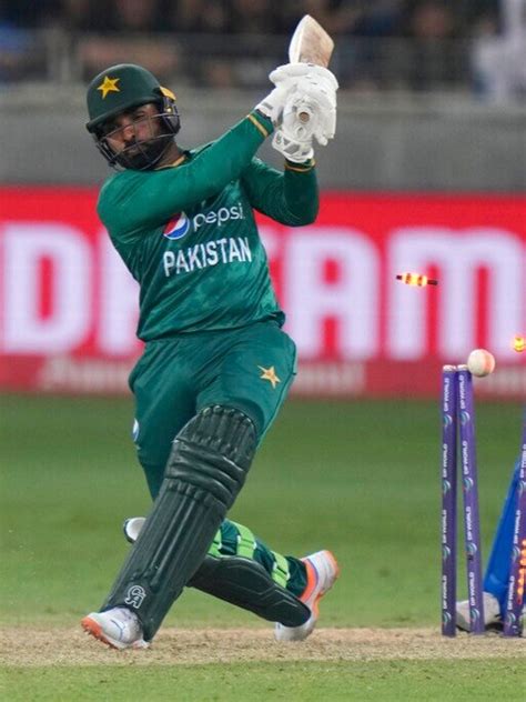 Hasaranga: Nightmare for Asif Ali