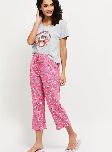 Buy Women Printed Elasticated Capris Online at just Rs. 449.0 ...