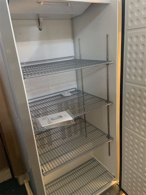 KELVINATOR KCHRI25R1DRE STAINLESS STEEL 1 DOOR REACH IN REFRIGERATOR ...