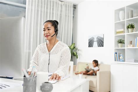 How to Become a Truck Dispatcher from Home: Easy Guide