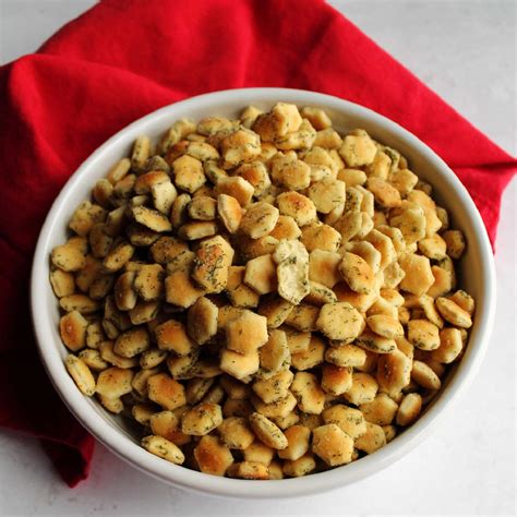 Dill and Ranch Oyster Crackers - Cooking With Carlee