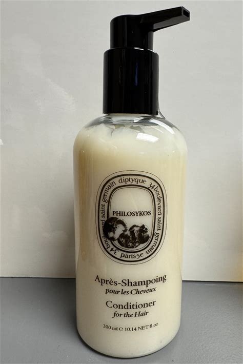 The Ritz-Carlton bath and body set (shampoo, conditioner, shower gel, moisturizer)