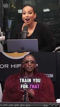 #EbonyRiley is more than just a model… she also worked at Claire’s, RadioShack & Sprint 😂