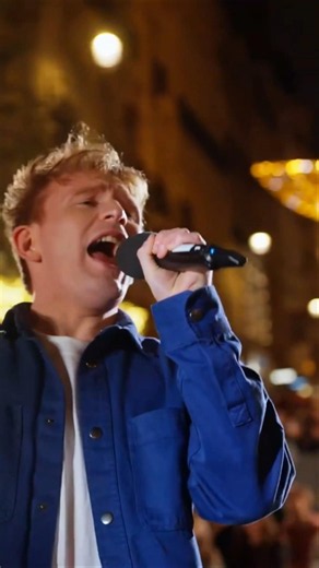 Mickey Callisto sings the fantastic Bohemian Rhapsody in Paris Street performance 2025 pt5