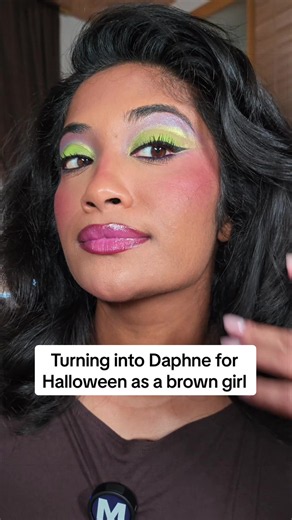 Daphne costume ideas for brown girls — Halloween 2026