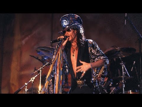 Aerosmith Performs “Janie’s Got a Gun” Live (1994)