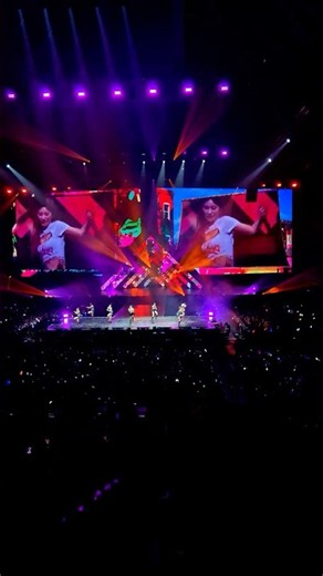 ITZY 3RD WORLD TOUR TUNNEL VISION in SINGAPORE 🇸🇬 | Pocket (Yeji)