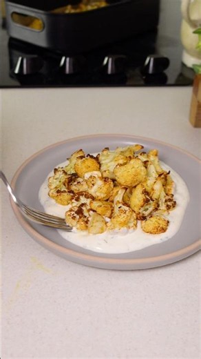 Roasted cauliflower and honey yogurt sauce #cauliflowerrecipe #shorts