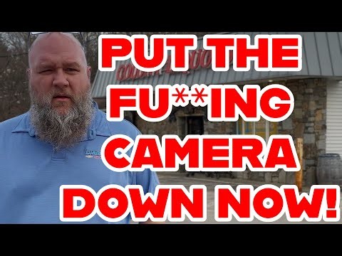 Karen ASSAULTS 1A Auditor Recording LIQUOR STORE!! INSANE!!