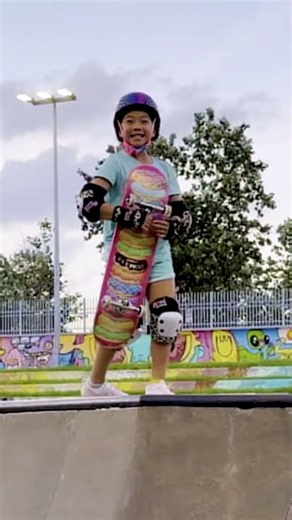 Kate Rides the Halfpipe!