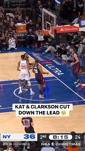 KAT and Clarkson with some TOUGH buckets as the Knicks continue to cut into the lead! 🗡️ CLE-NYK • ABC & ESPN Tap to Watch ➡️ https://www.nba.com/how-to-watch-game-redirect/0022500009?partnerRef=NBA&platform=Facebook&surface=Post | NBA