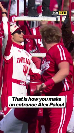 5-time INDYCAR Champ Alex Palou knows how to make an entrance #cfb #indycar #football