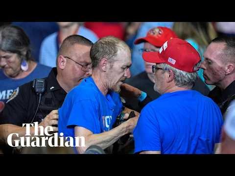 Protesters disrupt Donald Trump's South Carolina rally