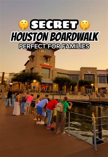 Y’all actually have to check out this awesome boardwalk on the lake near Houston, Texas. This place has a shopping center restaurants in so much more. The name of this place is Towne Lake Boardwalk located near Houston, Texas in Cypress, Texas.